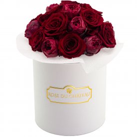Red Romance Wieczne Piwonie Bouquet w Białym Boxie
