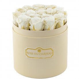 Rose eterne bianche in flowerbox pesca