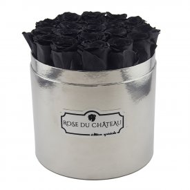 Roses Éternelles Noires Dans Une Flowerbox D'or